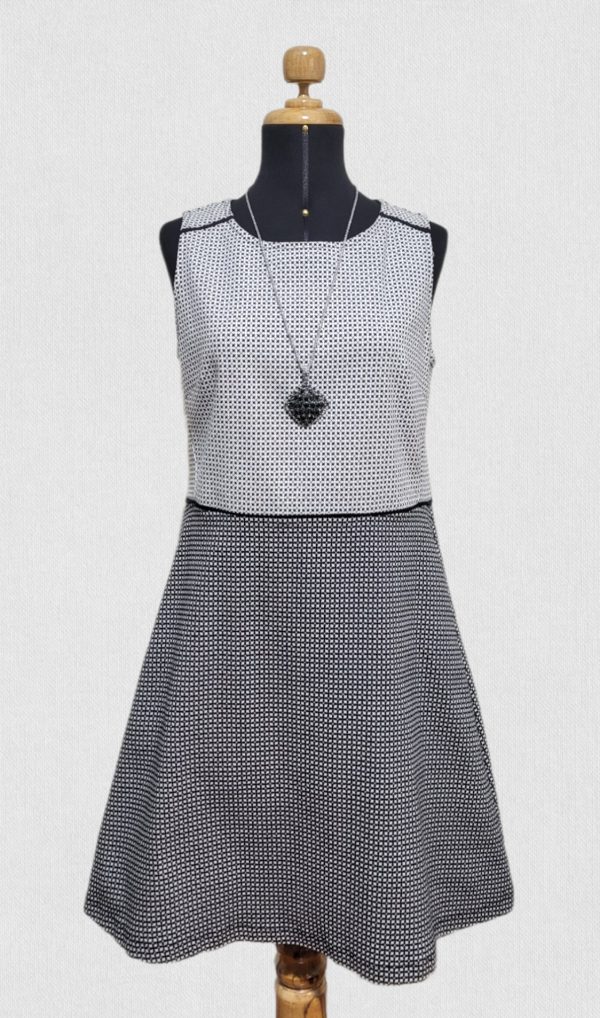 vestido-blanco-negro-guy-laroche