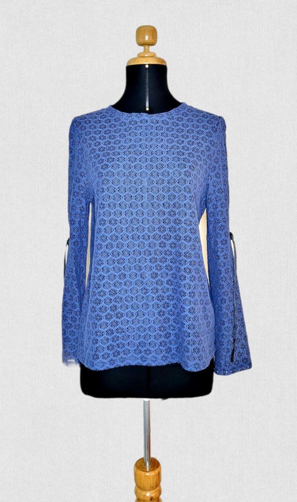 blusa-encaje-azul