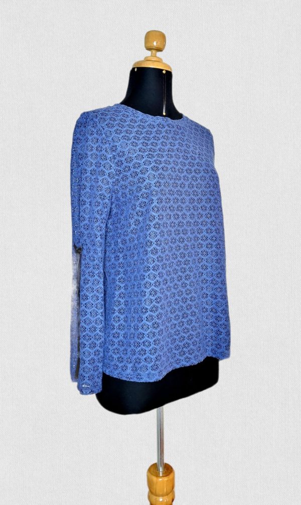 blusa-encaje-azul