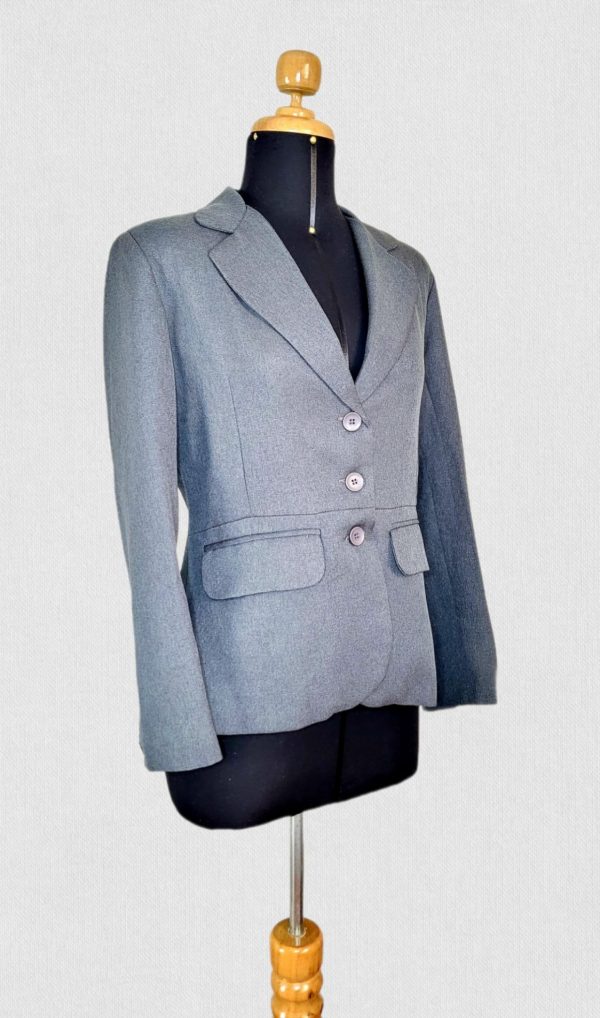 blazer-gris-oscuro